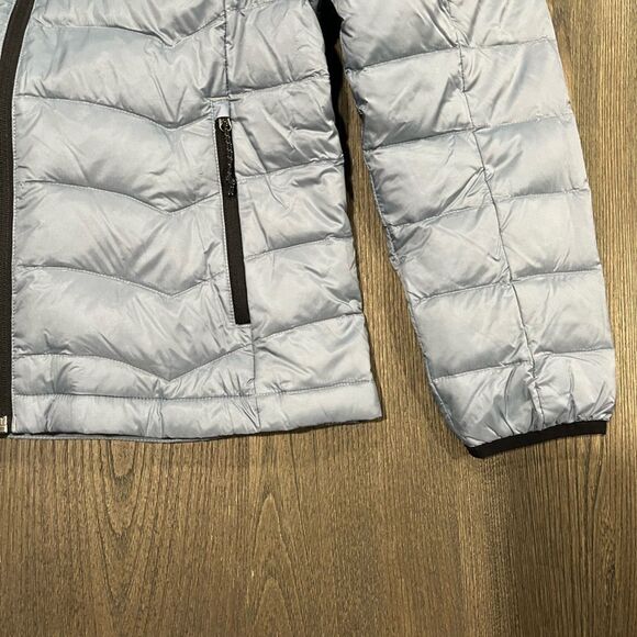 NWOT Eddie Bauer Women's Blue Black Colorblock 650 Down Puffer Coat Size S - Picture 2 of 7